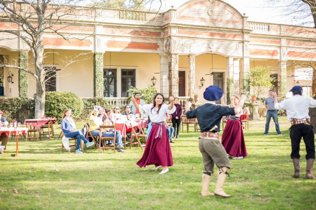 gaucho dancing at the Estancia